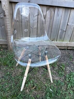 Acrylic Clear Desk Chair!
Super cool!